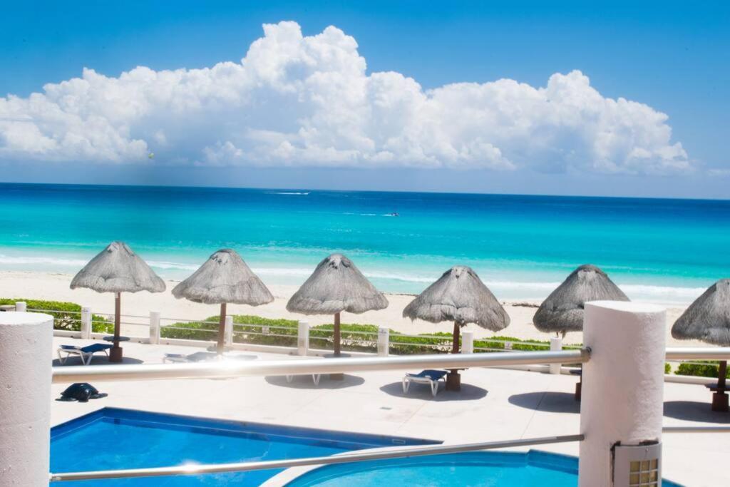 Ocean Front Villa Marlin, Best Location In Hotel Zone #109 Cancun Bagian luar foto