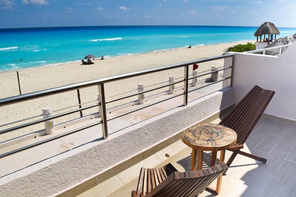 Ocean Front Villa Marlin, Best Location In Hotel Zone #109 Cancun Bagian luar foto